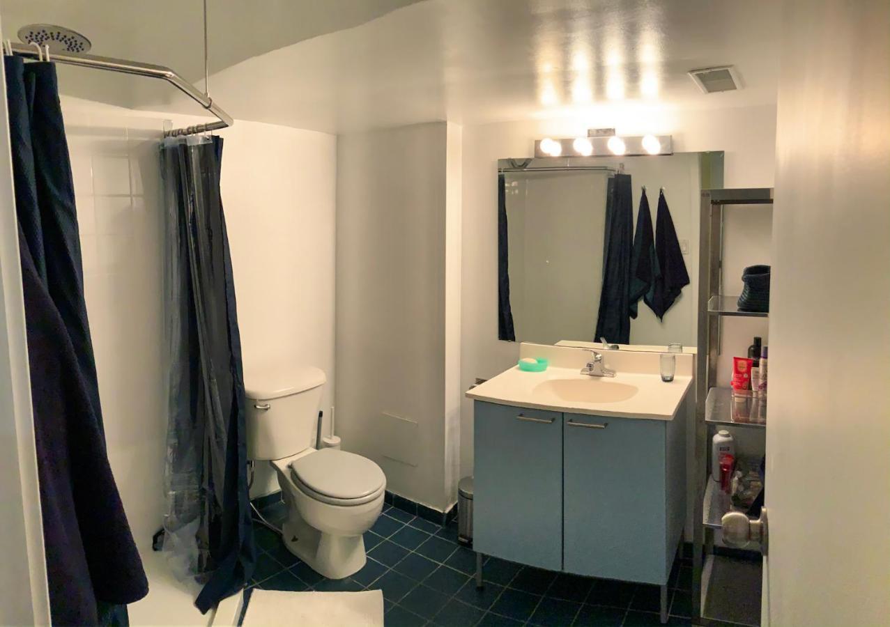 Apartament An Independent Beach Retreat Steps From The Lake And Right In The City Toronto Zewnętrze zdjęcie